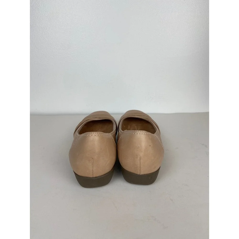Clarks Bendables Leather Pleated Round Toe Shoes Beige 10 M Comfort Flats Career